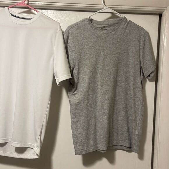 Champion shirt bundle small - Picture 3 of 6